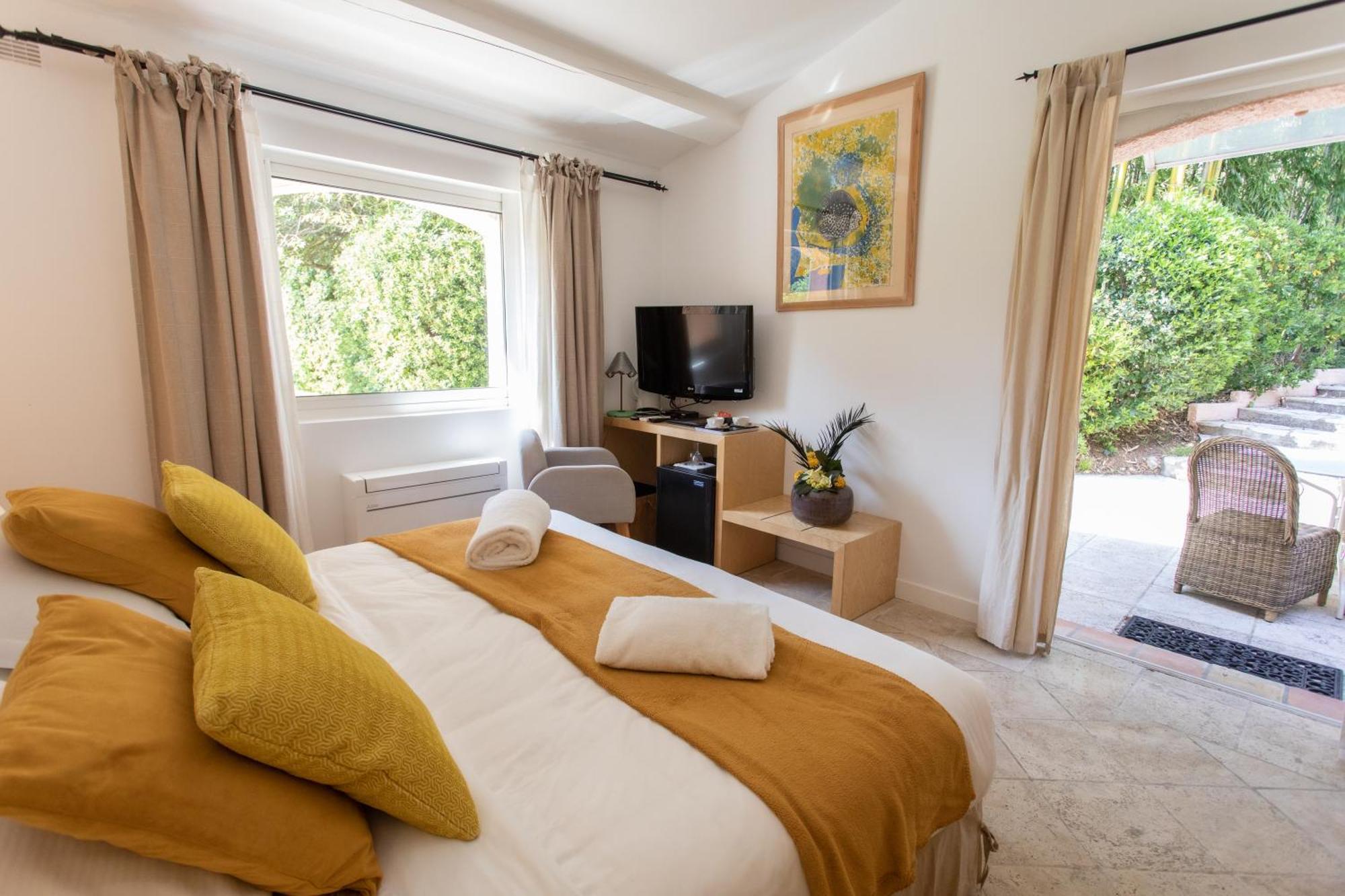 Hotel Le Verger Maelvi Grimaud Zimmer foto